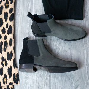 Handcrafted Chelsea Boots Grey Black Comfortable